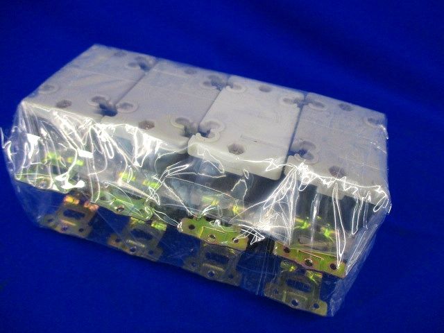 引掛埋込コンセント(8個入)(ブラック)ビス不足 WF2520