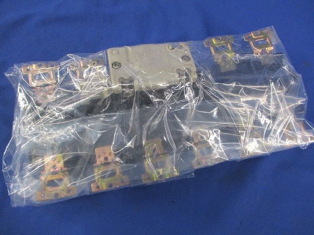 引掛埋込コンセント(7個入)(ブラック)(汚れ有)National WF2315K