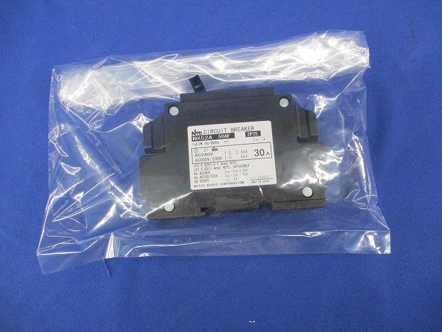 サーキットブレーカ2P2E30A(不足部品有)(キズ・汚れ有) NX52A