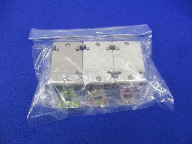 引掛埋込コンセント(3個入)(汚れ有)(ビス不足)National WF2320K