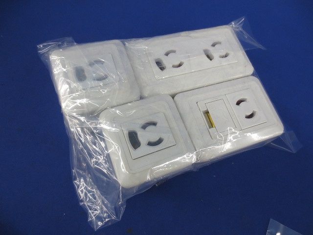 コンセントセット(混在4個入)(キズ・汚れ有) CSS-9ED他