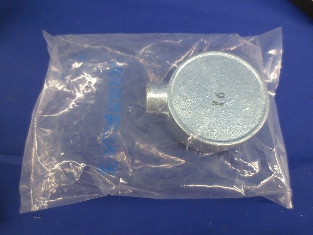 ねじなしTC丸型露出ボックス 亜鉛(新品未開封) TC01Z16