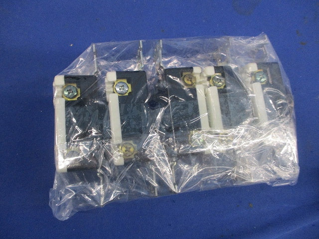 接地2P20A引掛埋込コンセント(5個入) WF2520