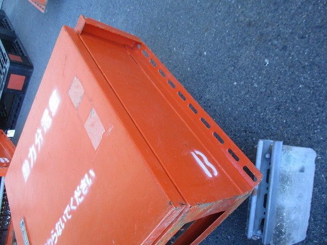 仮設用キャビネット 動力分電盤125A 鉄製 オレンジ(ジャンク品) GB-123EA他