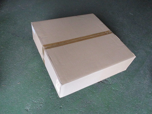 LEDベースライト スクエアタイプ(温白色)(ヒビ・キズ有) FYY26409LA9-RYS