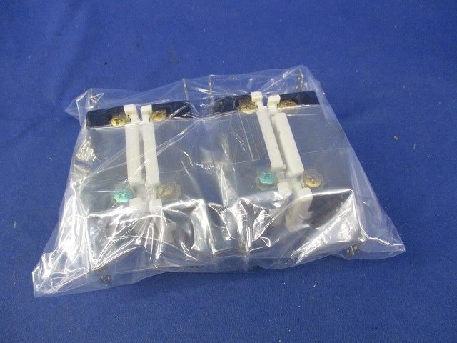 接地3P20A引掛埋込コンセント(4個入) WF2420K