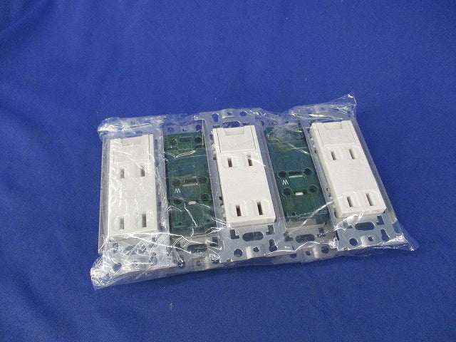 埋込アースターミナル付ダブルコンセント(5個入) WN1532K