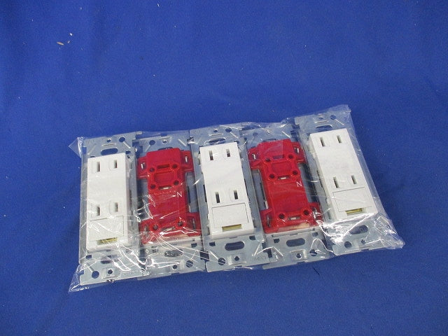 埋込アースターミナル付ダブルコンセント(5個入)(ピュアホワイト) JEC-BN-55E