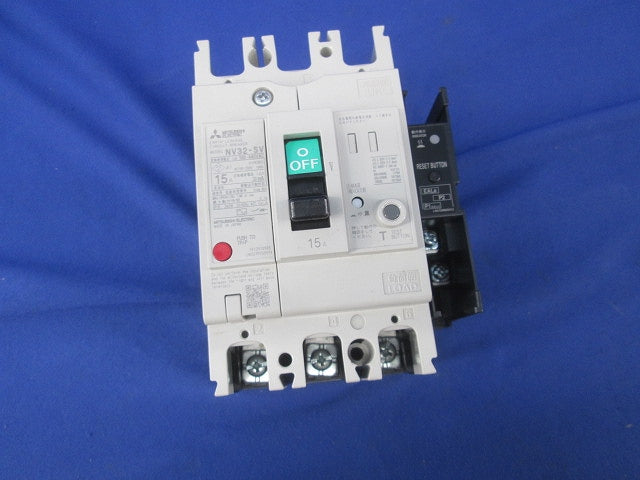 漏電遮断器3P3E15A NV32-SV