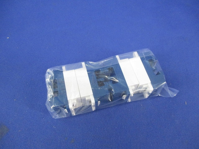 テレホンモジュラジャック6極4心(4個入)(ホワイト) WNT15649W