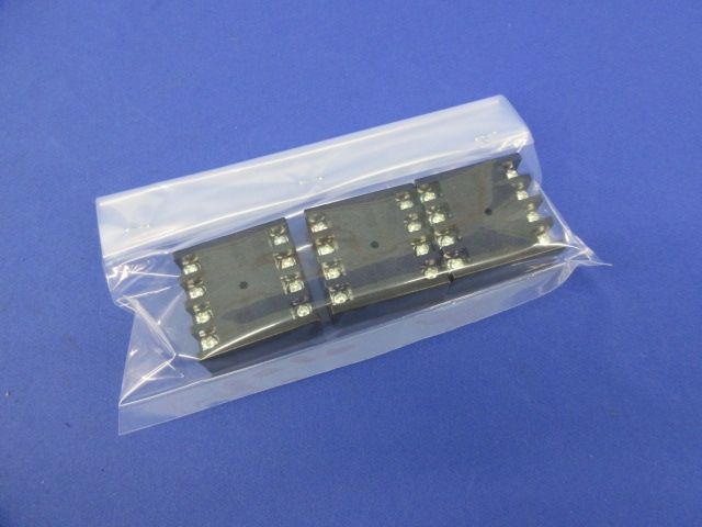 丸形 共用ソケット 8ピン 裏面接続用(3個入) P3G-08