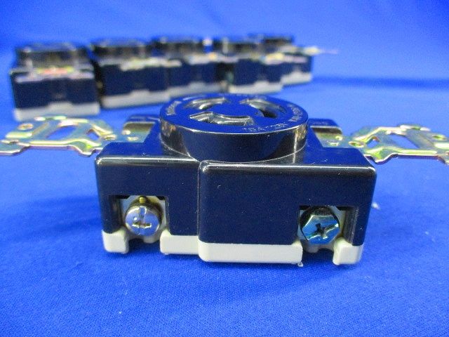 引掛埋込コンセント(8個入)National WF2315K