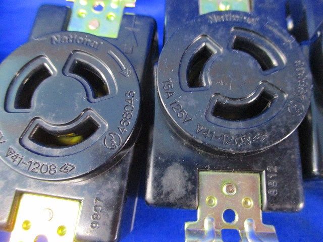 引掛埋込コンセント(8個入)National WF2315K