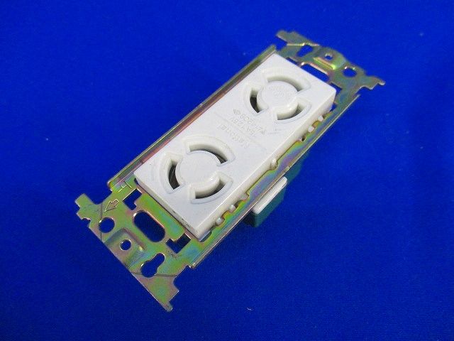 埋込コンセント(3個入) WF2312