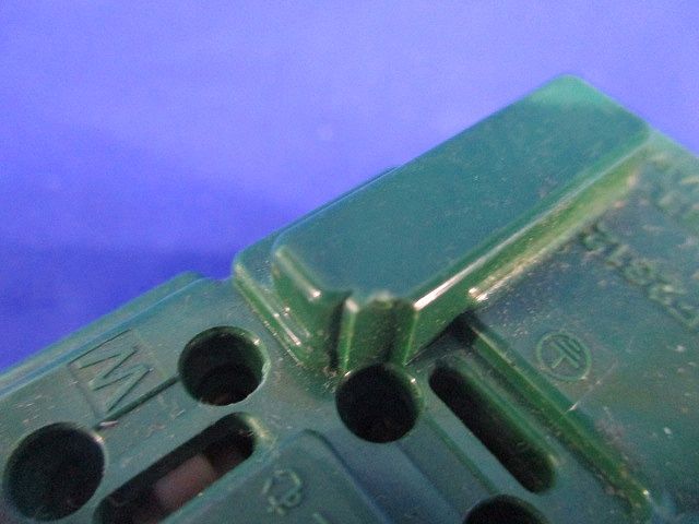 埋込コンセント(3個入) WF2312