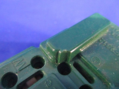 埋込コンセント(3個入) WF2312