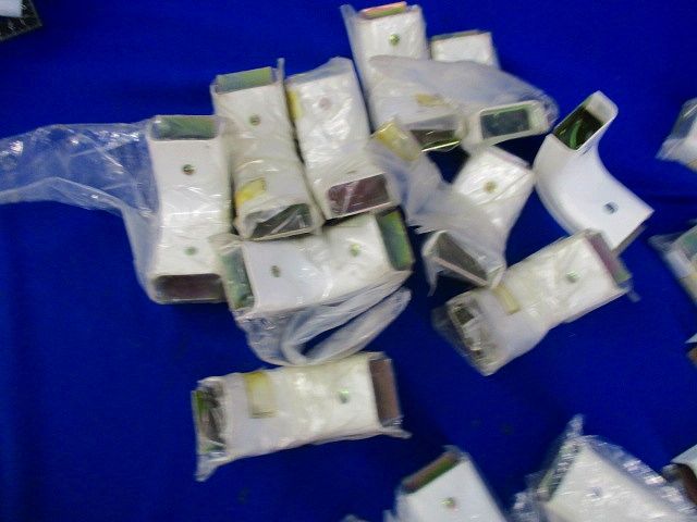 メタルエフモール付属品B型セット(混在30個入)(ホワイト)(未使用) M210他