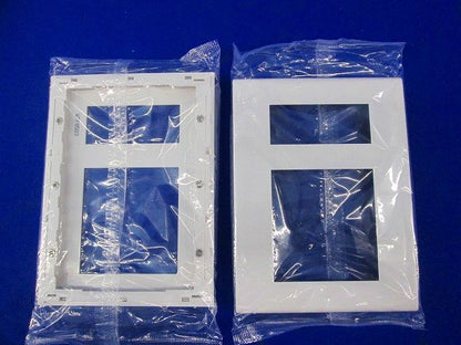 コンセントプレート3連(2連接穴+3コ用)(6枚入)(ホワイト) WTF8503