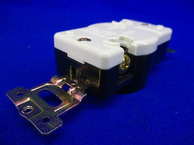 引掛埋込コンセント(5個入)National WF2215K