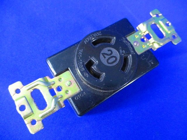 引掛埋込コンセント(8個入)(ブラック)ビス不足 WF2520