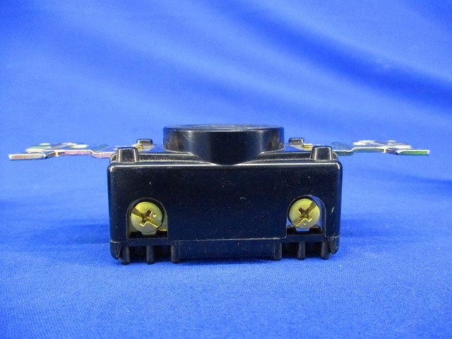 引掛埋込コンセント(3個入) 3220