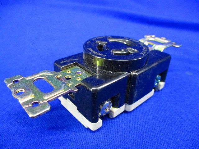 引掛埋込コンセント(10個入) WF2315K