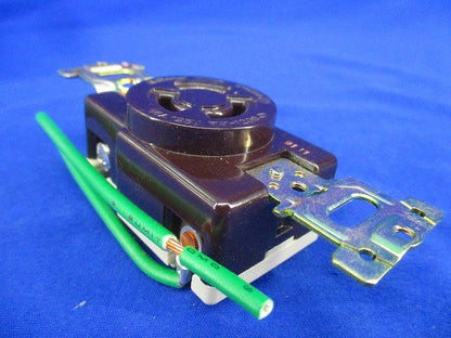 引掛埋込コンセント(5個入)(チョコ) WF2315K