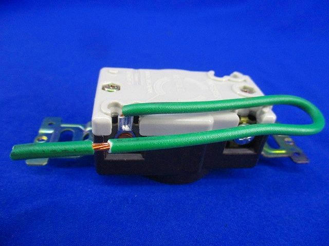 引掛埋込コンセント(5個入)(チョコ) WF2315K