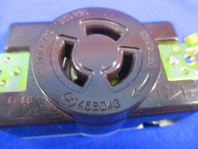 引掛埋込コンセント(5個入)(チョコ) WF2315K