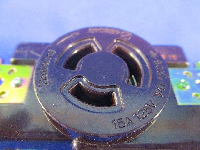 引掛埋込コンセント(5個入)(チョコ) WF2315K