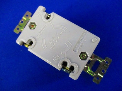 引掛埋込コンセント(8個入)National WF2520