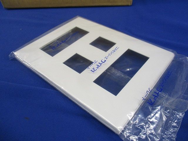 コンセントプレート8コ用(20個入)ホワイト WTF8088W