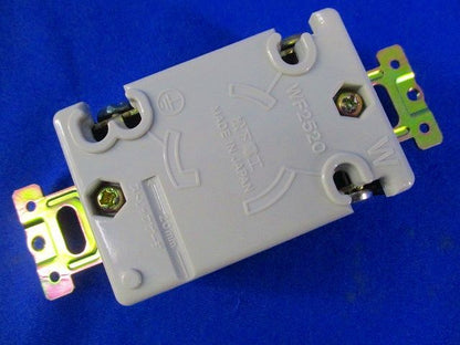 引掛埋込コンセント(4個入)(汚れあり)(黒) WF2520