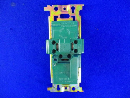 埋込コンセント(5個入)(ミルキーホワイト) WF2312