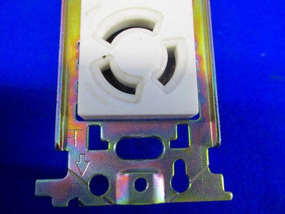 埋込コンセント(3個入) WF2312