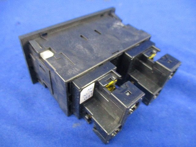角型表示灯(箱違い)(取付金具無) DP36T
