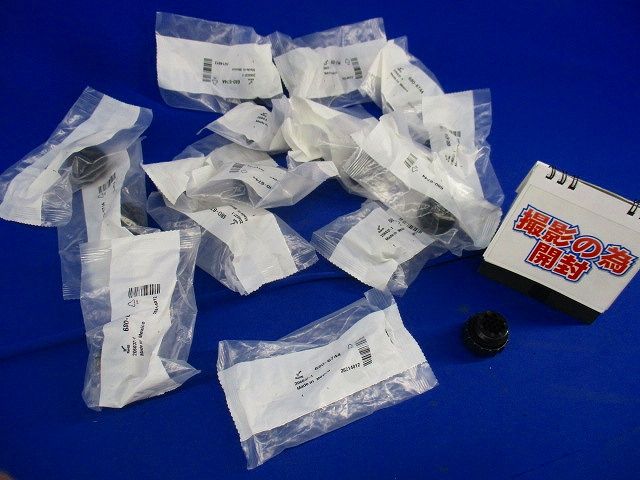 丸形コネクタ(16個入) 680-6744