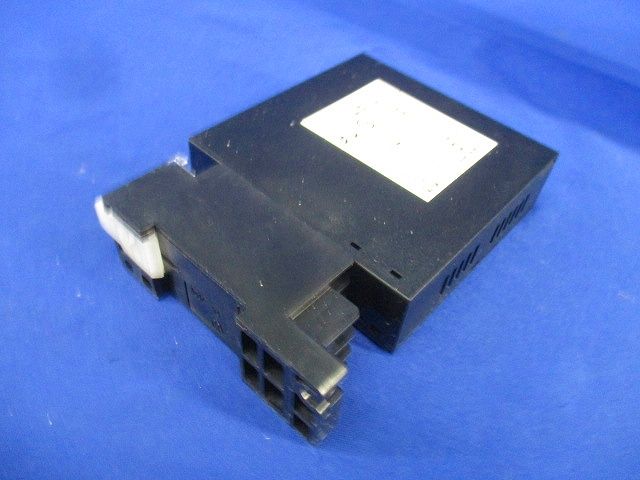 薄型プラグイン方式 絶縁信号変換器 AREX-37