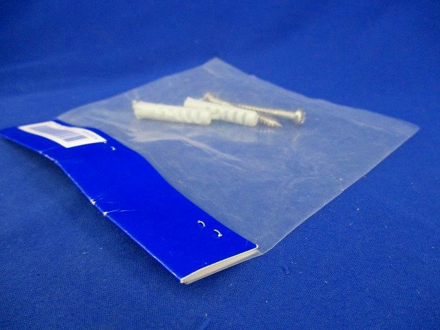 キャビネット固定金具(2個入) M944