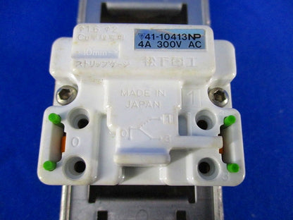 埋込スイッチ(汚れ有) WT5032-2