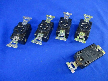 引掛埋込コンセント(5個入)(汚れ有) WF2315