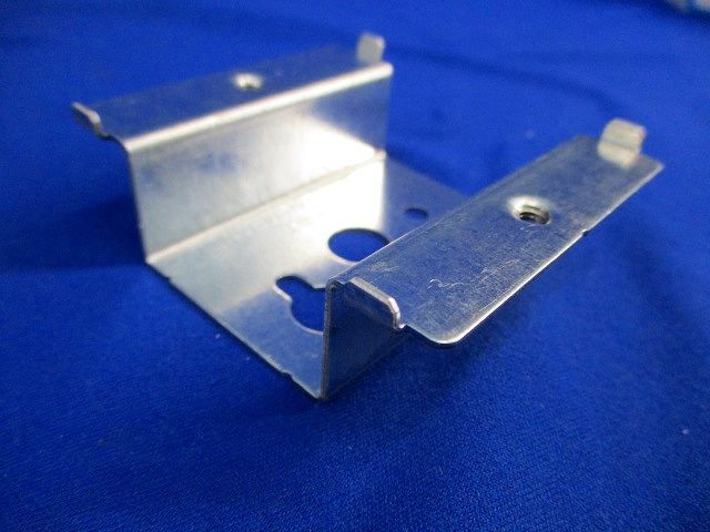 フル端子式ジョイントボックス用取付台(10個入) WJ9702