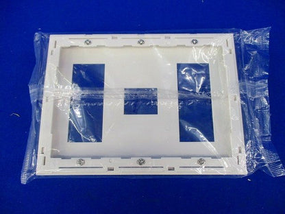 コンセントプレート(3+1+3コ用)(7枚入)(ホワイト) WTF8077