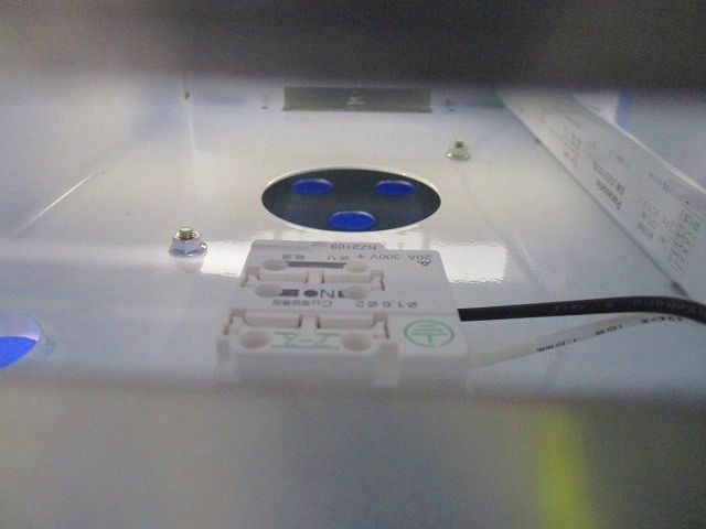 LEDスクエアベースライト パネル付 NYY23095LE9