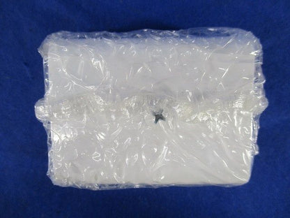 B型フレキカップ(17個入)(箱つぶれ有)(ホワイト M281