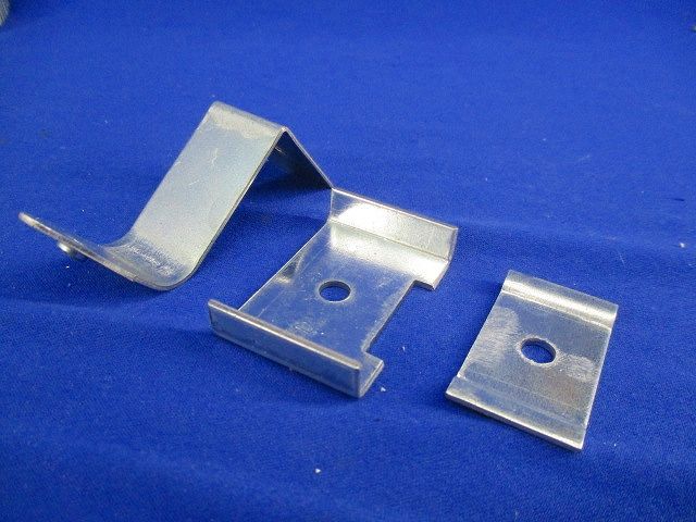 二重天井用金具 Mバー(金属野ぶち)用 (20個入) TSB140