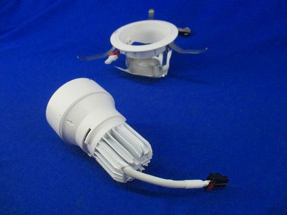 LEDユニバーサルダウンライト ODELIC XD403194