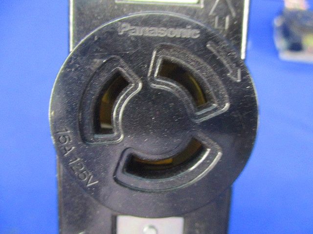 引掛埋込コンセントセット(メーカー混在5個入) WF2315K