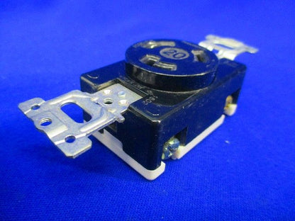 引掛埋込コンセントセット(メーカー混在4個入) WF2520