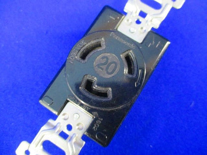 引掛埋込コンセントセット(メーカー混在4個入) WF2520